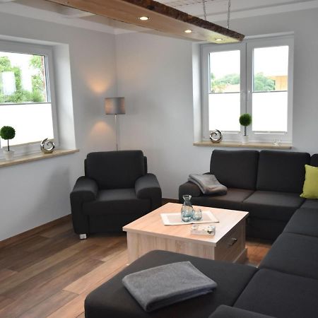 Cozy Holiday Home In Gross Schwansee With Sauna Eksteriør bilde