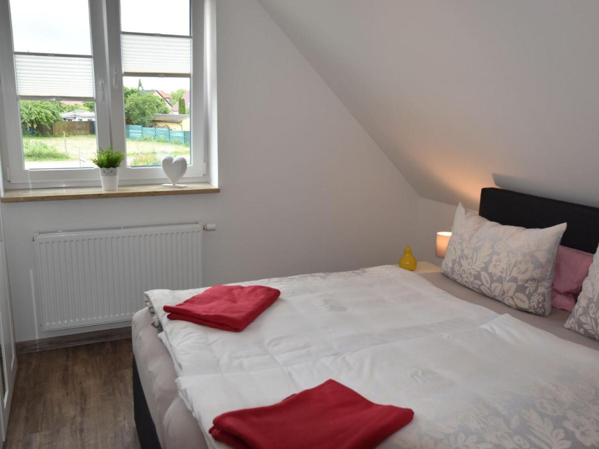 Cozy Holiday Home In Gross Schwansee With Sauna Eksteriør bilde