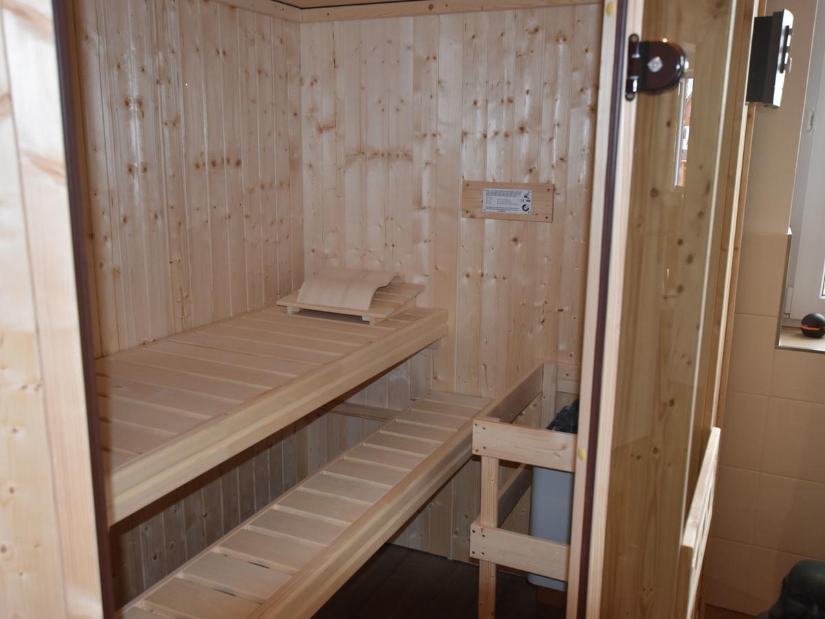 Cozy Holiday Home In Gross Schwansee With Sauna Eksteriør bilde